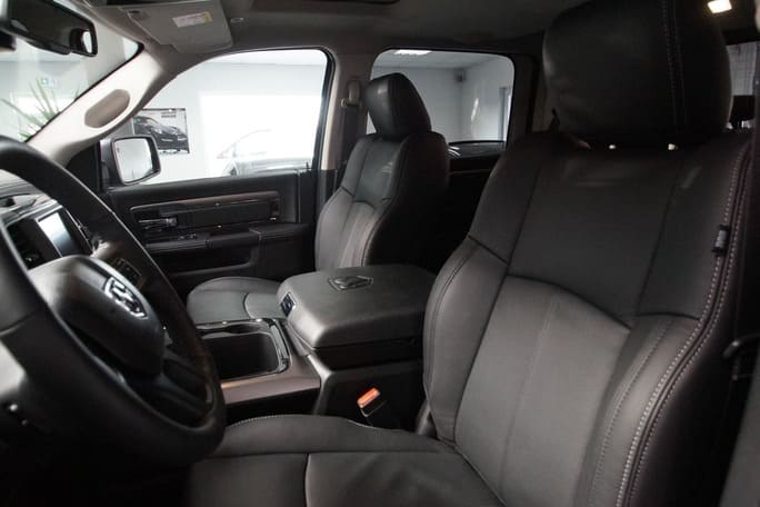 RAM 1500 Costum Car-Innenansicht2
