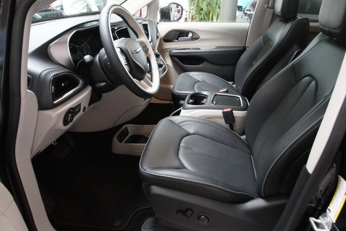 Chrysler Pacifica-Autokoehler Potsdam8