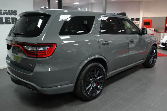 Dodge Durango SRT grau - Autohaus Koehler Potsdam