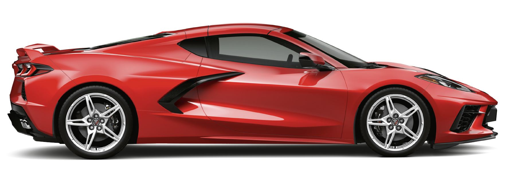 Corvette C8 Stringray Seitenprofil der roten Chevrolet Corvette C8 Stingray auf weißem Hintergrund.