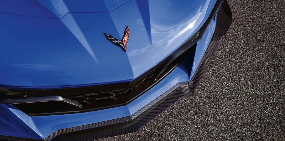Corvette Z06 - Frontpartie Frontdetail mit Corvette-Logo